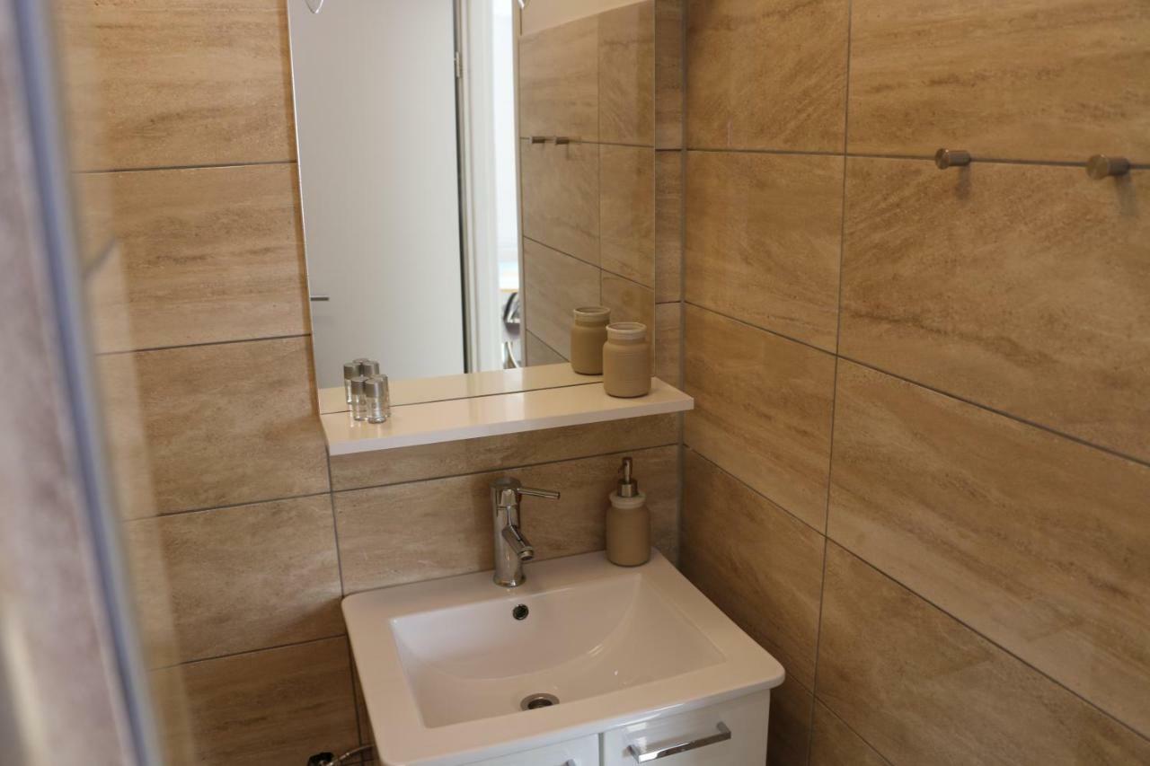 Luma 1 Apartment โอซีเยก ภายนอก รูปภาพ