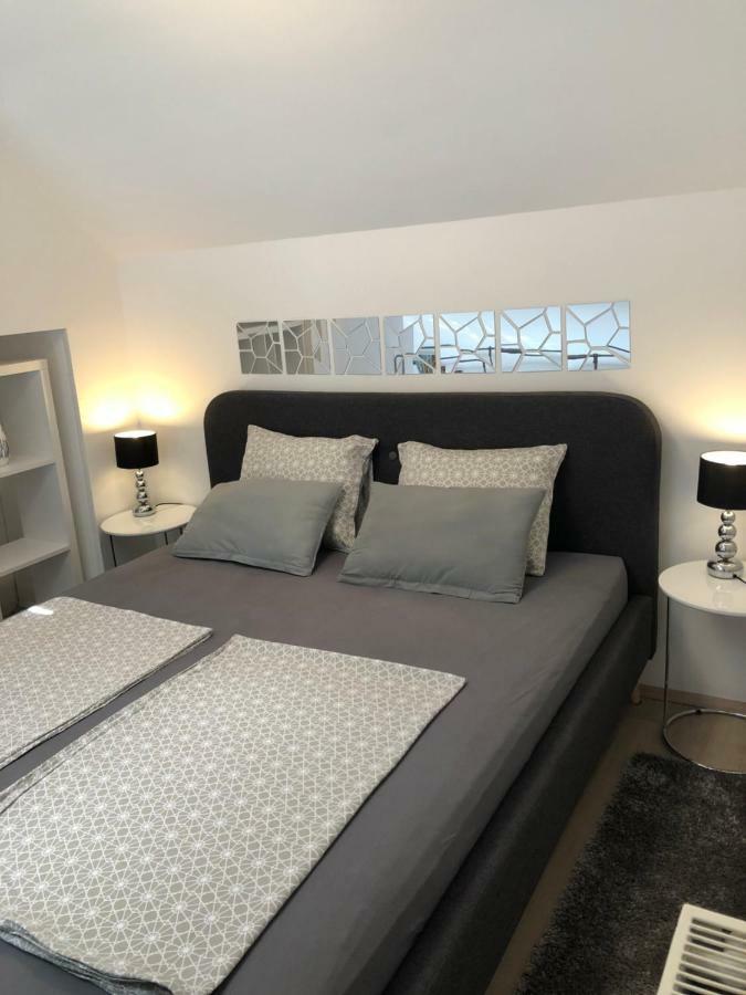 Luma 1 Apartment โอซีเยก ภายนอก รูปภาพ